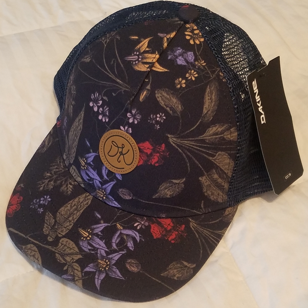 Trucker hat